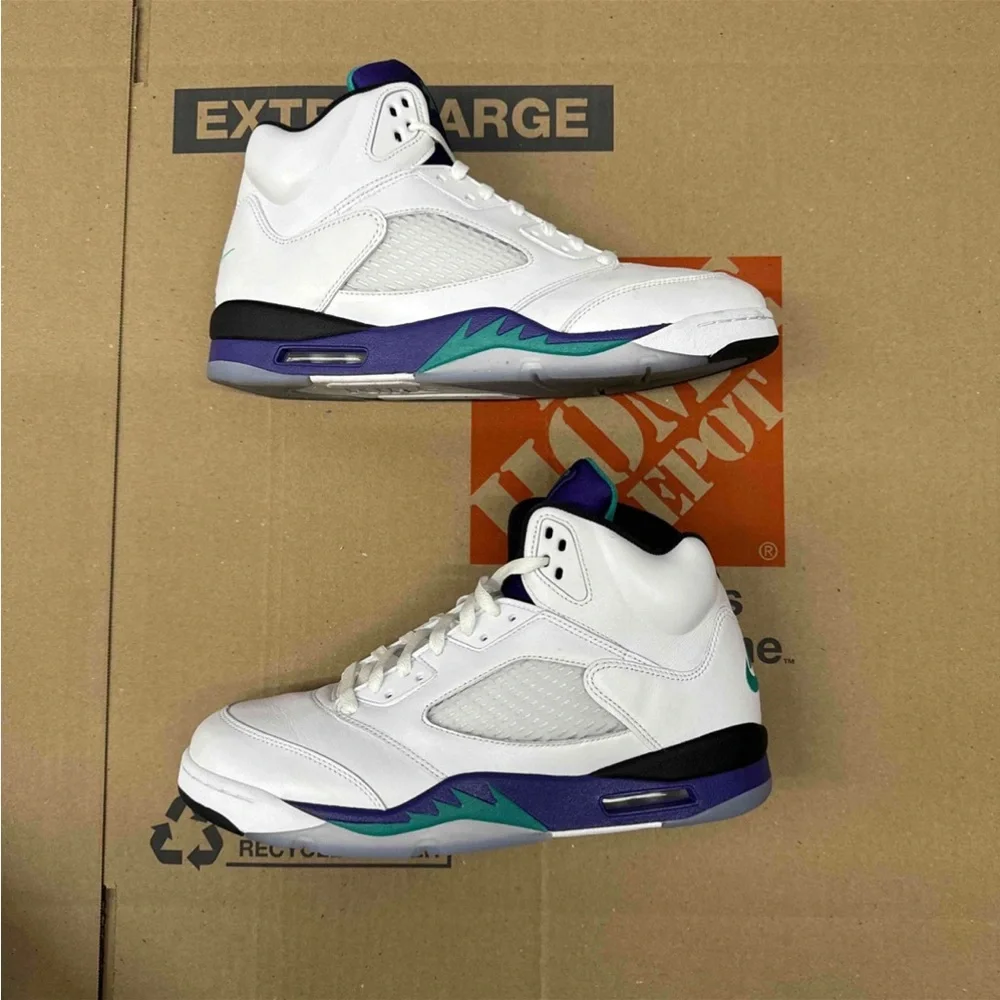 Air Jordan 5 Retro Grape 2025 Size 13 HQ7978-100 - Picture 2 of 6